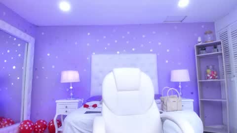 Sussan Cherry  online show from February 2025 01:42:01 AM