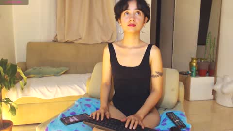 Cereza online show from December 2024 04:40:01 AM