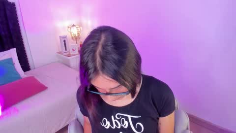 Cherry online show from October 2025 12:52:02 PM