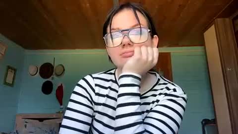 cherrylbeacher online show from June 2026 10:18:02 AM
