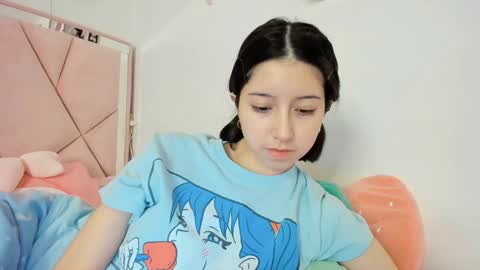 Snapshot of cherrymafer666 chatting on December 2024 03:37:01 AM cherrycute666 online show from December 2024 03:37:01 AM