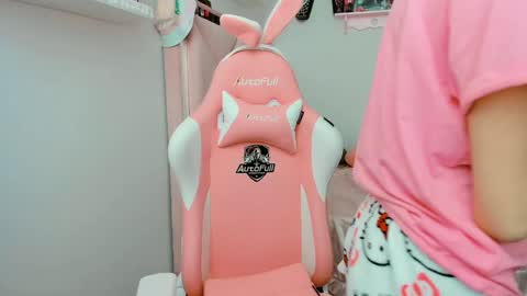 Snapshot of cherrymafer666 chatting on January 2025 08:26:01 PM cherrycute666 online show from January 2025 08:26:01 PM