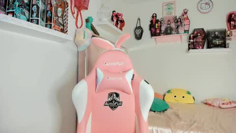 Snapshot of cherrymafer666 chatting on February 2025 04:48:02 AM cherrycute666 online show from February 2025 04:48:02 AM