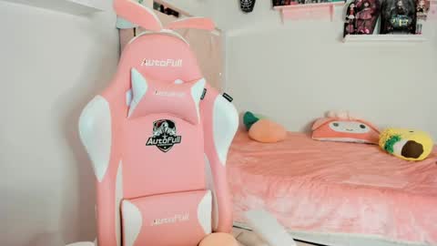 Snapshot of cherrymafer666 chatting on February 2025 06:24:02 AM cherrycute666 online show from February 2025 06:24:02 AM