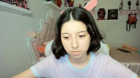 Snapshot of cherrymafer666 chatting on September 2025 01:38:02 AM cherrycute666 online show from September 2025 01:38:02 AM