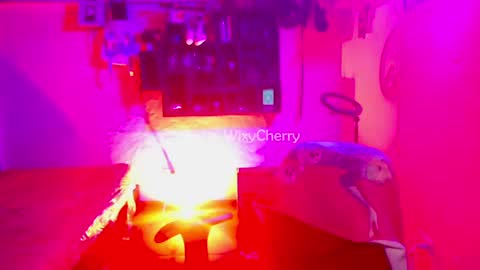 cherrywix online show from October 2025 11:02:02 PM