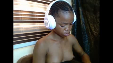 Snapshot of cherryxpussy chatting on February 2025 02:16:01 PM cherryxpussy online show from February 2025 02:16:01 PM