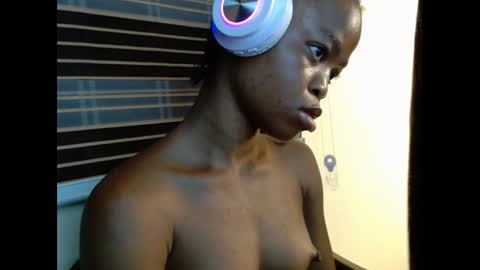 Snapshot of cherryxpussy chatting on February 2025 04:22:02 AM cherryxpussy online show from February 2025 04:22:02 AM