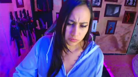 cherry online show from October 2025 06:20:01 PM