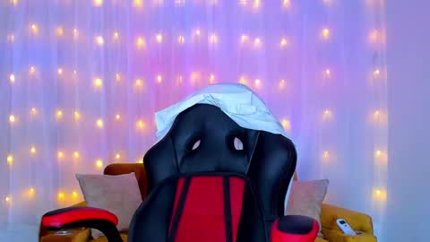 Cheryl online show from December 2024 02:08:02 AM