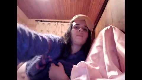 Snapshot of cherymoon89 chatting on January 2025 11:04:02 PM CherryMoon online show from January 2025 11:04:02 PM