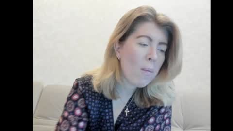 Snapshot of chicafortuna chatting on December 2024 03:00:01 AM NBFG online show from December 2024 03:00:01 AM