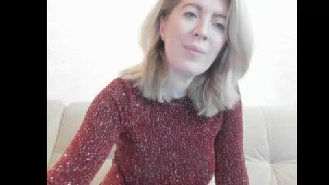 Snapshot of chicafortuna chatting on October 2025 03:50:01 AM NBFG online show from October 2025 03:50:01 AM