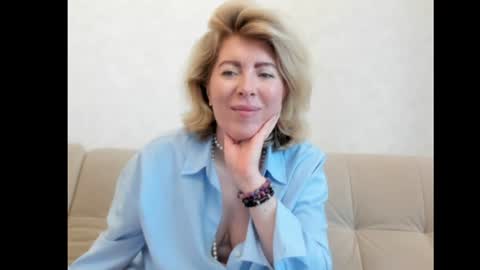 Snapshot of chicafortuna chatting on July 2026 02:13:02 AM NBFG online show from July 2026 02:13:02 AM