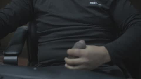 Snapshot of chicagoalex68 chatting on December 2024 02:13:02 AM chicagoalex68 online show from December 2024 02:13:02 AM