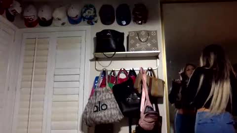 Snapshot of chicagobabe312 chatting on November 2025 03:30:01 AM chicagobabe312 online show from November 2025 03:30:01 AM