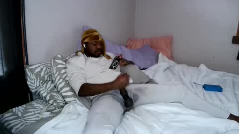 Snapshot of chicagothirdleg chatting on January 2026 07:45:01 PM Que online show from January 2026 07:45:01 PM