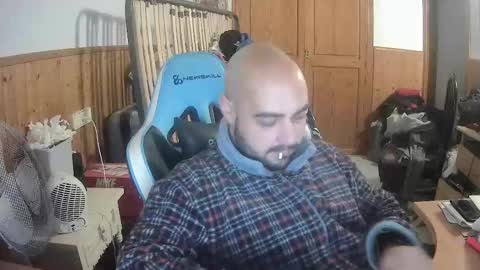 Snapshot of chicomallorca96 chatting on January 2025 07:32:01 PM chicomallorca96 online show from January 2025 07:32:01 PM