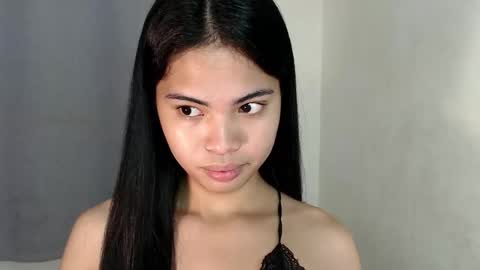 Snapshot of chictemptation_ chatting on February 2026 04:00:02 PM CRISTINE3. online show from February 2026 04:00:02 PM