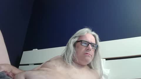 Snapshot of chiguitar chatting on February 2026 04:29:01 PM chiguitar online show from February 2026 04:29:01 PM