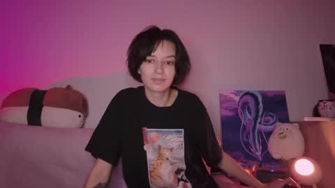 Vivian online show from November 2025 05:13:01 PM