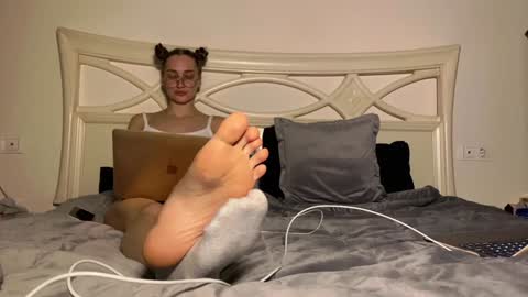 Goddess Vika - owner of all ur money online show from December 2024 10:25:01 PM