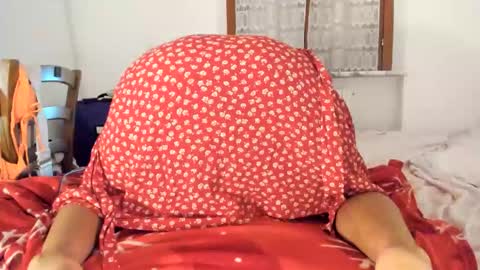 yoursensualparadise online show from September 2025 12:22:02 AM