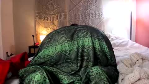 yoursensualparadise online show from March 2026 09:53:01 PM