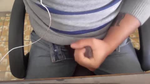 Snapshot of chinomorocho chatting on December 2024 07:11:01 PM chinomorocho online show from December 2024 07:11:01 PM