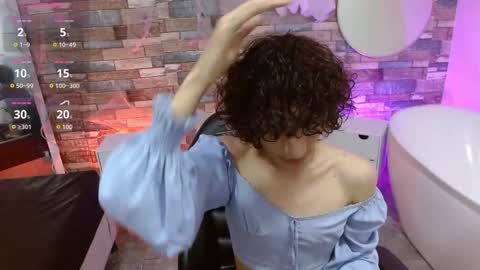 chipi_tay online show from November 2025 11:38:02 AM