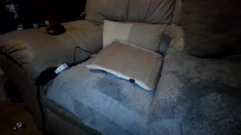 chippy70 online show from April 2026 06:18:01 AM