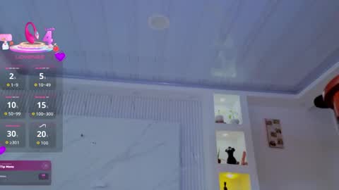 chloe_cooperr online show from April 2026 09:15:01 PM