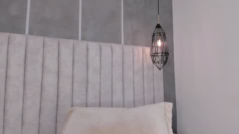 Snapshot of chloe_dee_ chatting on January 2025 02:55:01 PM Chloe online show from January 2025 02:55:01 PM