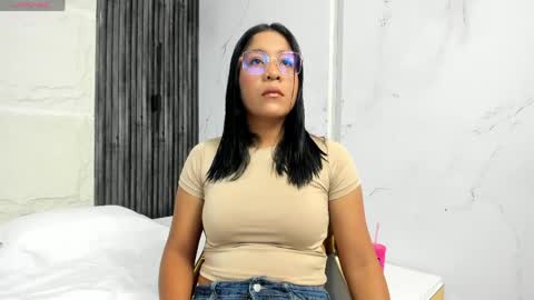 CHLOE online show from May 2026 11:27:02 AM