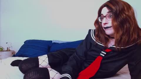 your gal chlo online show from September 2025 04:04:02 AM