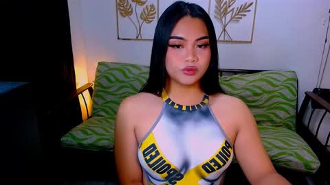 Snapshot of chloe_elsher chatting on February 2026 09:52:02 AM Ts Chloeeeeee online show from February 2026 09:52:02 AM