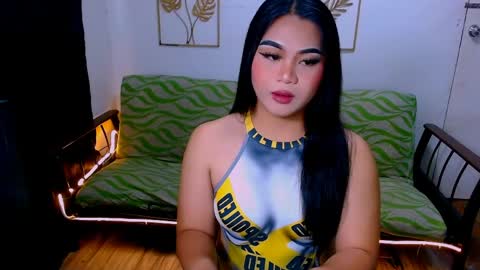 Snapshot of chloe_elsher chatting on May 2026 07:47:01 AM Ts Chloeeeeee online show from May 2026 07:47:01 AM