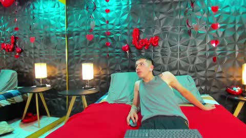 Snapshot of chloe_jakke chatting on February 2025 03:39:02 PM CHLOE AND JAKKE. online show from February 2025 03:39:02 PM