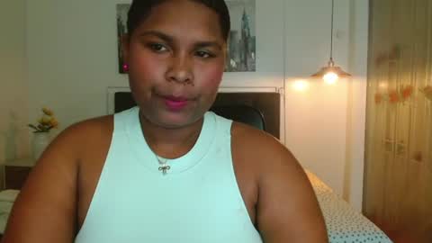 Snapshot of chloe_jewe chatting on June 2026 02:27:02 PM chloe_jewe online show from June 2026 02:27:02 PM