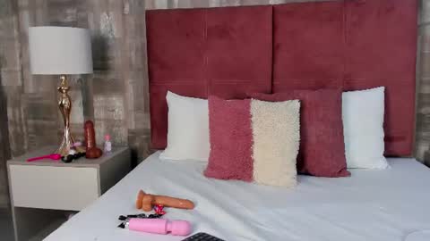 chloe_key online show from July 2026 11:59:01 AM