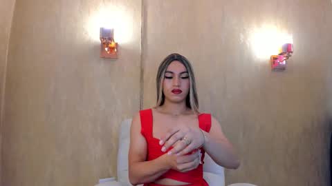 chloe_luxury online show from March 2026 03:00:01 PM