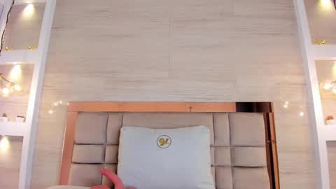  CHLOE  online show from March 2026 11:36:01 AM