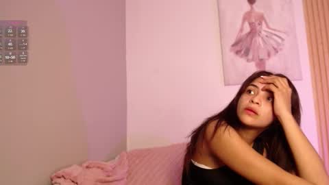 Snapshot of chloe_peach_ chatting on March 2026 01:03:02 PM chloe_peach_ online show from March 2026 01:03:02 PM