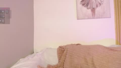 Snapshot of chloe_peach_ chatting on March 2026 12:38:02 PM chloe_peach_ online show from March 2026 12:38:02 PM