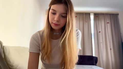 hloe online show from February 2026 01:19:02 PM