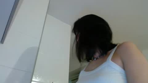 Snapshot of chloe_snoww chatting on September 2025 12:32:02 AM cloes online show from September 2025 12:32:02 AM