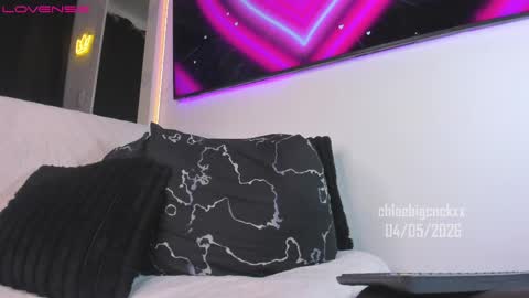Snapshot of chloebigcockxx chatting on May 2026 03:36:01 AM Im Chloe independent account online show from May 2026 03:36:01 AM