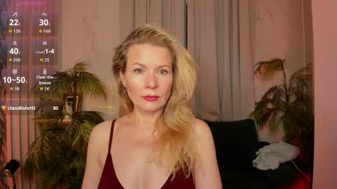 Julia online show from April 2026 01:13:01 PM