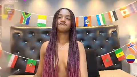 Snapshot of chloebrunnie chatting on July 2026 12:20:01 PM CHLOE online show from July 2026 12:20:01 PM