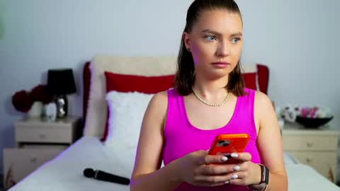 Chloe online show from June 2026 06:16:01 AM